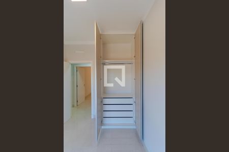 Apartamento para alugar com 93m², 3 quartos e 2 vagasQuarto 01 - Armário