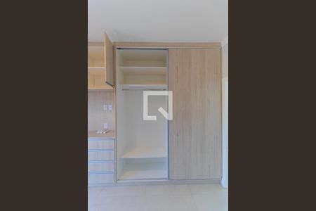 Apartamento para alugar com 93m², 3 quartos e 2 vagasSuíte - Armário