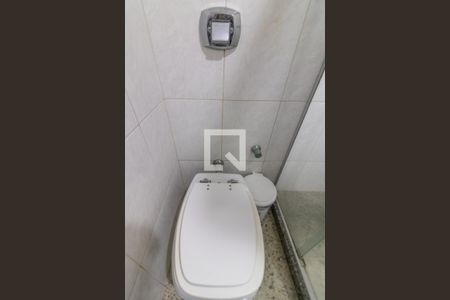 Apartamento à venda com 121m², 3 quartos e 2 vagas Apartamento à venda com 121m², 3 quartos e 2 vagasBanheiro Social