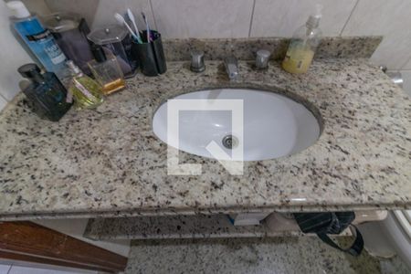 Apartamento à venda com 121m², 3 quartos e 2 vagas Apartamento à venda com 121m², 3 quartos e 2 vagasSuíte - Banheiro