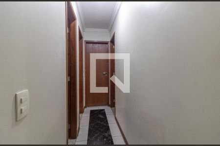 Apartamento à venda com 121m², 3 quartos e 2 vagas Apartamento à venda com 121m², 3 quartos e 2 vagasCorredor