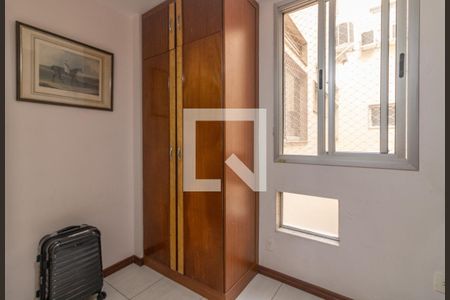 Apartamento à venda com 121m², 3 quartos e 2 vagas Apartamento à venda com 121m², 3 quartos e 2 vagasQuarto 2
