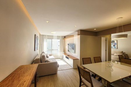 sala de estar/Jantar de apartamento para alugar com 3 quartos, 75m² em Aclimação, São Paulo
