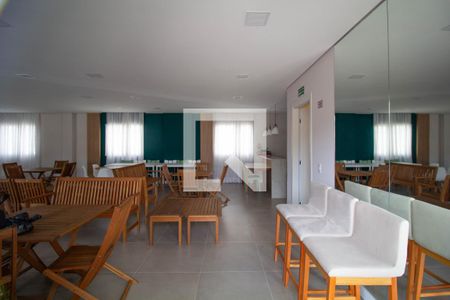 Apartamento à venda com 45m², 2 quartos e 1 vaga Apartamento à venda com 45m², 2 quartos e 1 vagaÁrea comum - Salão de festas