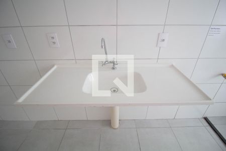 Apartamento à venda com 45m², 2 quartos e 1 vaga Apartamento à venda com 45m², 2 quartos e 1 vagaCozinha e Área de Serviço