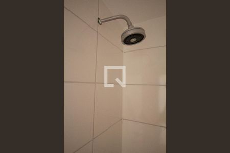 Banheiro de apartamento à venda com 2 quartos, 45m² em Jardim Santo Antonio, São Paulo