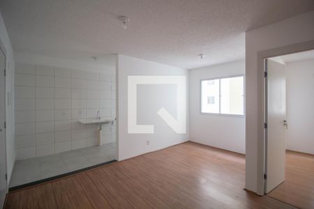 Sala de apartamento à venda com 2 quartos, 45m² em Jardim Santo Antonio, São Paulo