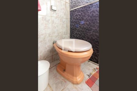 Casa à venda com 162m², 3 quartos e 3 vagasBanheiro Social