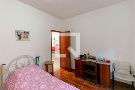 Casa à venda com 162m², 3 quartos e 3 vagasQuarto 2