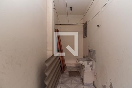 Casa à venda com 500m², 14 quartos e 3 vagasCasa 1 - Área de serviço