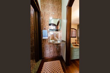 Casa à venda com 314m², 6 quartos e 3 vagasBanheiro