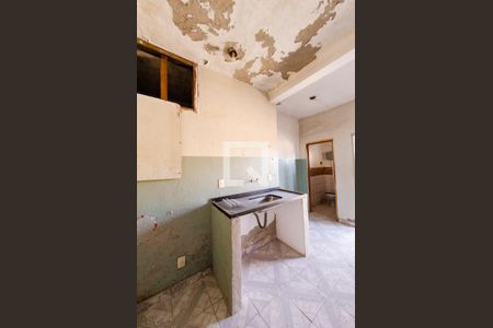 Casa à venda com 314m², 6 quartos e 3 vagasCasa de fundos