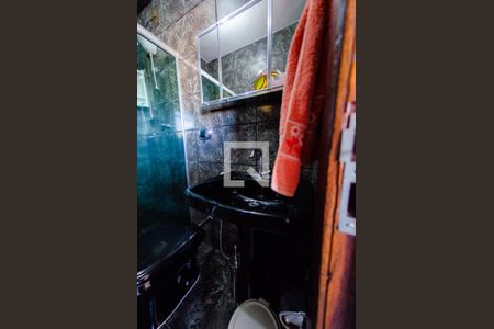 Casa à venda com 314m², 6 quartos e 3 vagasBanheiro 2