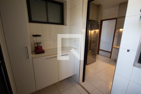 Apartamento para alugar com 106m², 3 quartos e 2 vagas Apartamento para alugar com 106m², 3 quartos e 2 vagasÁrea de Serviço