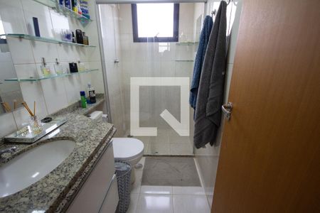 Apartamento para alugar com 106m², 3 quartos e 2 vagas Apartamento para alugar com 106m², 3 quartos e 2 vagasBanheiro da Suíte
