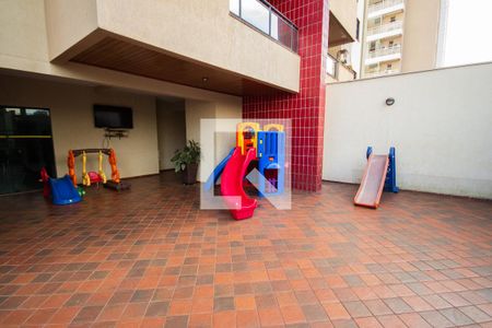 Apartamento para alugar com 106m², 3 quartos e 2 vagas Apartamento para alugar com 106m², 3 quartos e 2 vagasÁrea comum - Playground