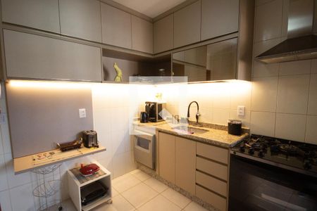 Apartamento para alugar com 106m², 3 quartos e 2 vagas Apartamento para alugar com 106m², 3 quartos e 2 vagasCozinha