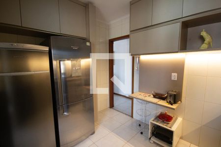 Apartamento para alugar com 106m², 3 quartos e 2 vagas Apartamento para alugar com 106m², 3 quartos e 2 vagasCozinha