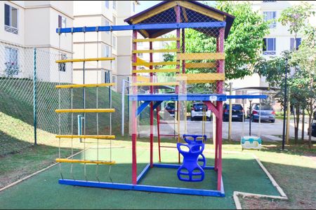 Apartamento para alugar com 40m², 2 quartos e 1 vaga Apartamento para alugar com 40m², 2 quartos e 1 vagaÁrea comum - Playground