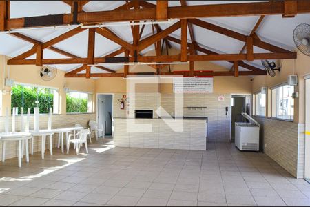 Apartamento para alugar com 40m², 2 quartos e 1 vaga Apartamento para alugar com 40m², 2 quartos e 1 vagaÁrea comum - Salão de festas