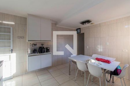 Casa à venda com 167m², 3 quartos e 5 vagasCozinha 