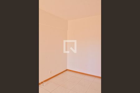 Quarto 1 de apartamento para alugar com 2 quartos, 55m² em Ceilândia Sul (ceilândia), Brasília