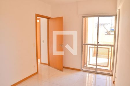 Quarto 1 de apartamento para alugar com 2 quartos, 55m² em Ceilândia Sul (ceilândia), Brasília
