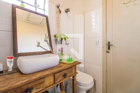 Casa à venda com 160m², 2 quartos e 1 vagaBanheiro
