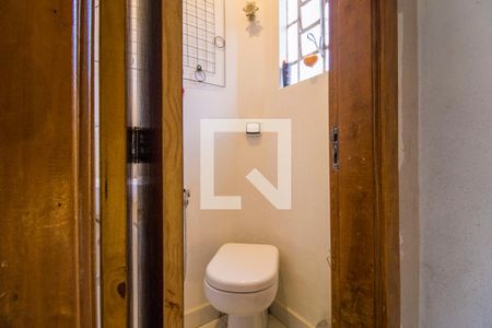 Casa à venda com 160m², 2 quartos e 1 vagaLavabo
