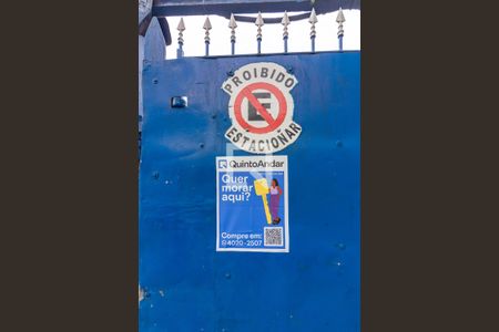 Casa à venda com 250m², 2 quartos e 3 vagasPlaca de Anuncio