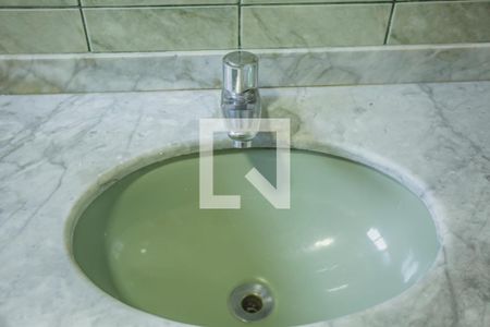 Apartamento para alugar com 81m², 3 quartos e 1 vagaBanheiro - Torneira