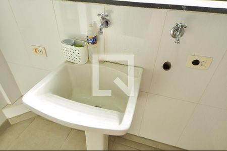 Apartamento à venda com 145m², 3 quartos e 3 vagas Apartamento à venda com 145m², 3 quartos e 3 vagasÁrea de Serviço