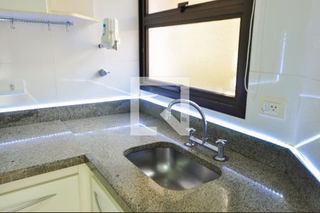 Apartamento à venda com 145m², 3 quartos e 3 vagas Apartamento à venda com 145m², 3 quartos e 3 vagasCozinha