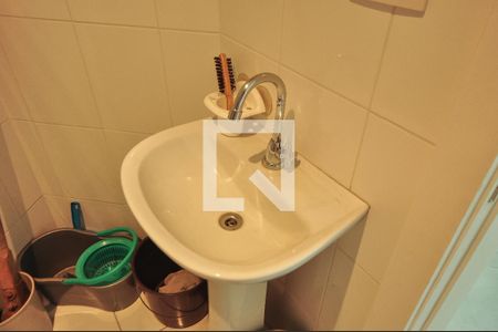 Apartamento à venda com 145m², 3 quartos e 3 vagas Apartamento à venda com 145m², 3 quartos e 3 vagasBanheiro de serviço