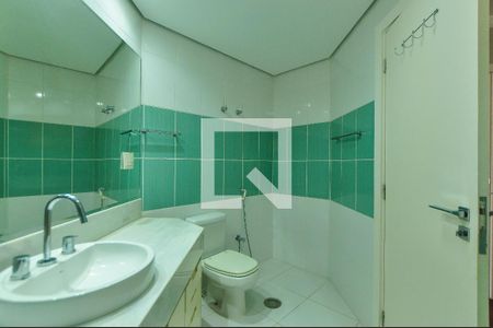 Apartamento à venda com 145m², 3 quartos e 3 vagas Apartamento à venda com 145m², 3 quartos e 3 vagasBanheiro da Suíte