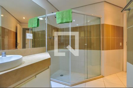 Apartamento à venda com 145m², 3 quartos e 3 vagas Apartamento à venda com 145m², 3 quartos e 3 vagasBanheiro Corredor