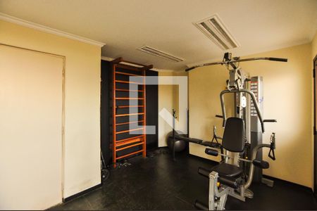 Apartamento à venda com 145m², 3 quartos e 3 vagas Apartamento à venda com 145m², 3 quartos e 3 vagasÁrea comum - Academia