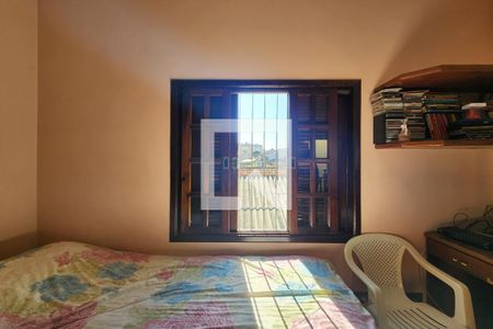 Casa à venda com 360m², 4 quartos e 3 vagasSuíte 2