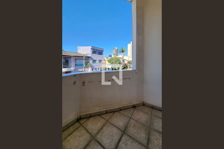 Casa à venda com 360m², 4 quartos e 3 vagasSacada