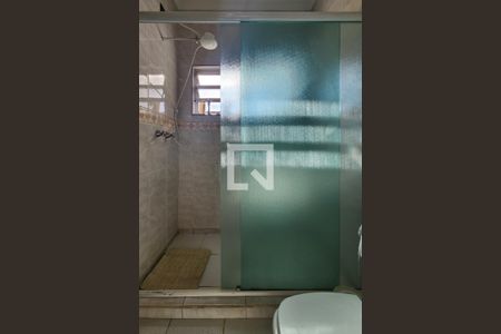 Casa à venda com 360m², 4 quartos e 3 vagasBanheiro da Suíte 2