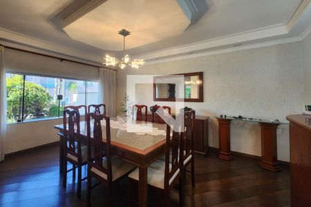 Casa à venda com 360m², 4 quartos e 3 vagasSala de Jantar 1