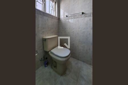 Casa à venda com 360m², 4 quartos e 3 vagasBanheiro da Suíte 3/4