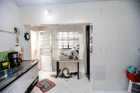 Casa à venda com 270m², 4 quartos e 2 vagas Casa à venda com 270m², 4 quartos e 2 vagasCozinha CASA 1