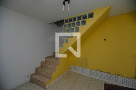 Casa à venda com 270m², 4 quartos e 2 vagas Casa à venda com 270m², 4 quartos e 2 vagasSala CASA 2