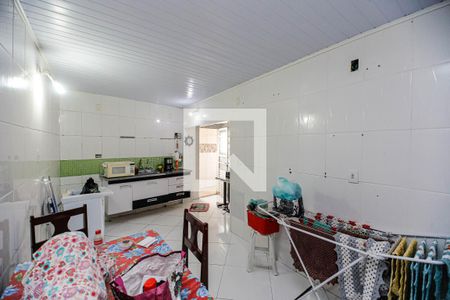 Casa à venda com 270m², 4 quartos e 2 vagas Casa à venda com 270m², 4 quartos e 2 vagasCozinha CASA 1