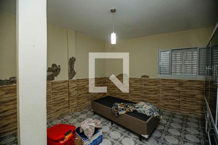 Casa à venda com 270m², 4 quartos e 2 vagas Casa à venda com 270m², 4 quartos e 2 vagasQuarto CASA 1