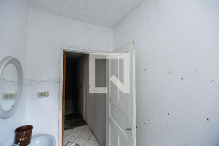 Casa à venda com 270m², 4 quartos e 2 vagas Casa à venda com 270m², 4 quartos e 2 vagasBanheiro CASA 2