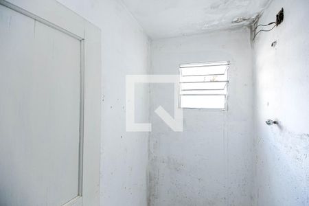 Casa à venda com 270m², 4 quartos e 2 vagas Casa à venda com 270m², 4 quartos e 2 vagasBanheiro CASA 2