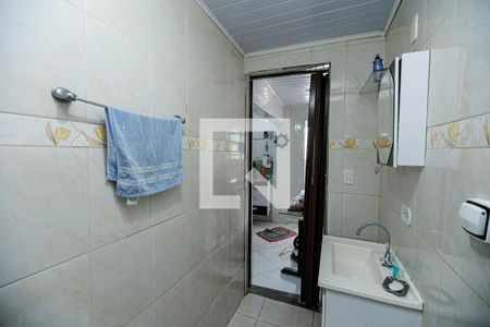 Casa à venda com 270m², 4 quartos e 2 vagas Casa à venda com 270m², 4 quartos e 2 vagasBanheiro CASA 1