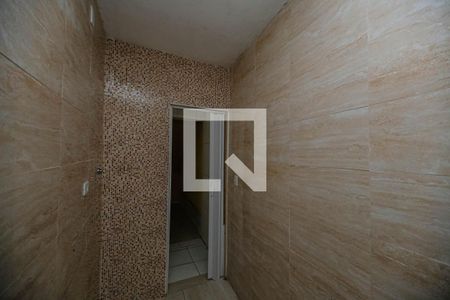 Casa à venda com 270m², 4 quartos e 2 vagas Casa à venda com 270m², 4 quartos e 2 vagasBanheiro 2 CASA 2